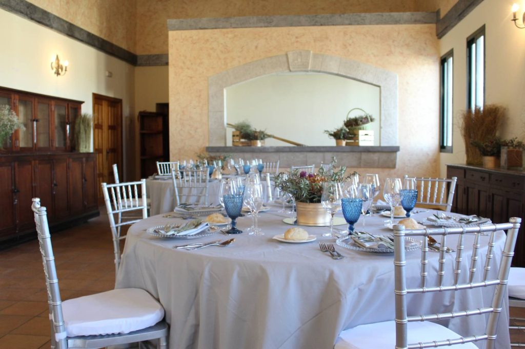 Cortijo Mond. Hacienda de celebracioens de Bodas y Eventos en Sevilla. Salones y espacios al aire libre para boda, comuniones, bautizos y eventos corporativos en Sevilla.