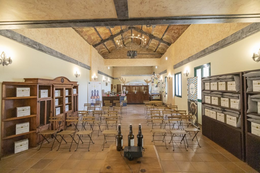Cortijo Mond. Hacienda de celebracioens de Bodas y Eventos en Sevilla. Salones y espacios al aire libre para boda, comuniones, bautizos y eventos corporativos en Sevilla.